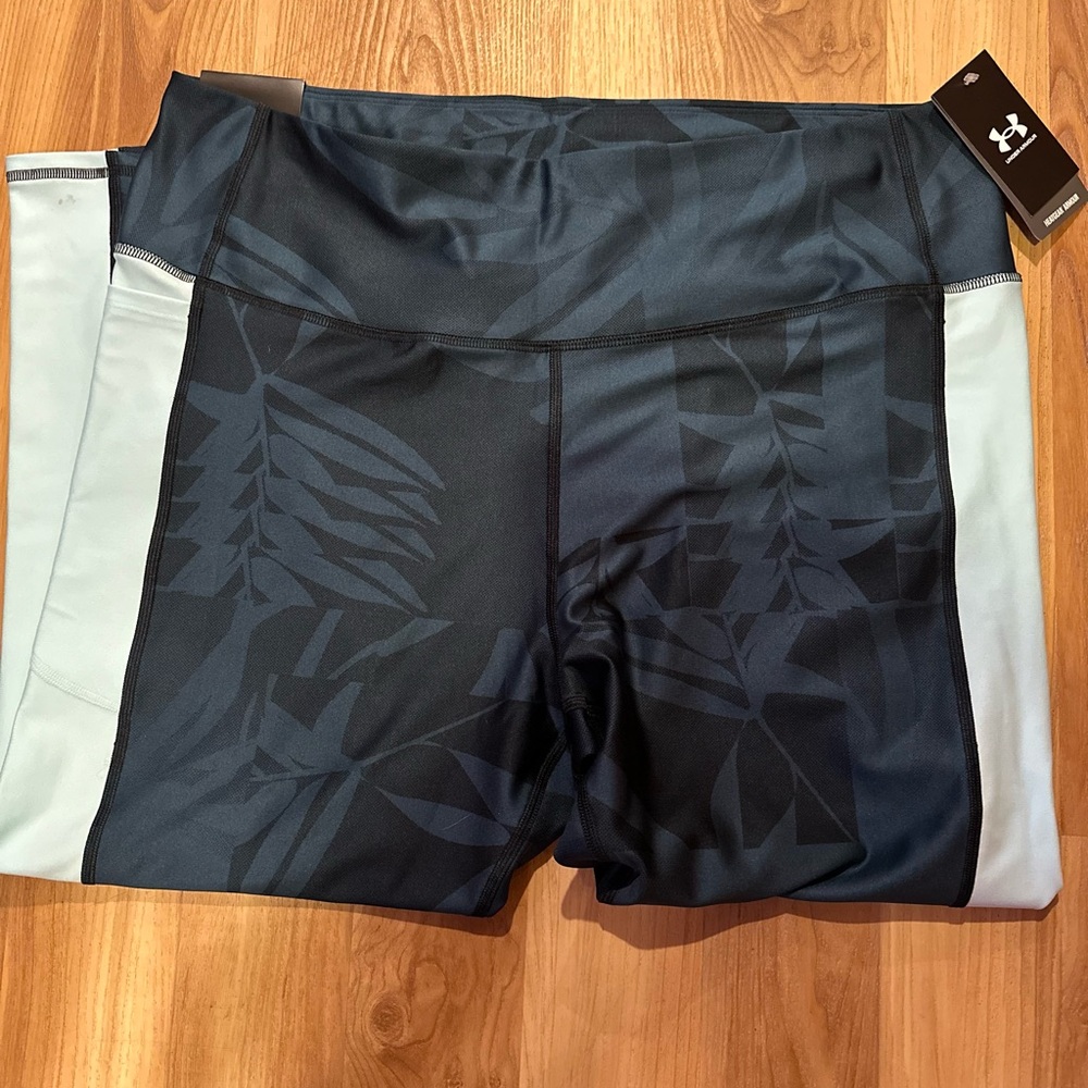 NWT Floral Under Armour Leggings